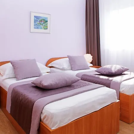 Holiday Apartments Lidija Bol Exterior photo