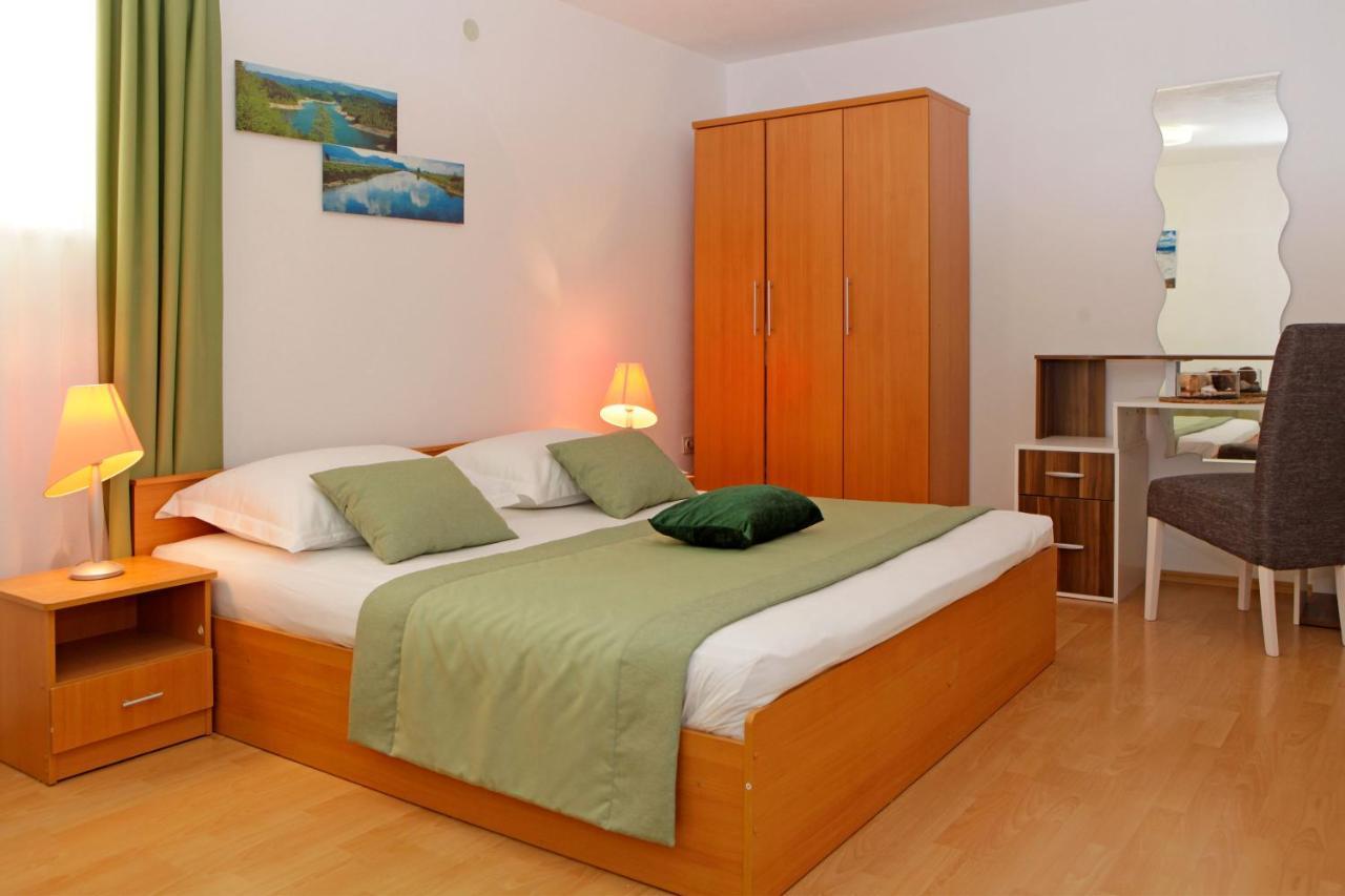Apartment Lidija *